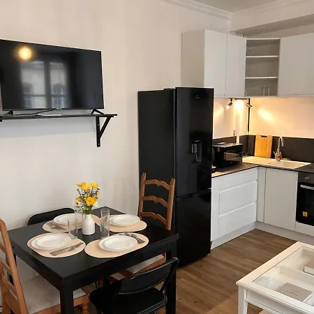 Hyper Centre T3 Spacious Perfect Location 아파트